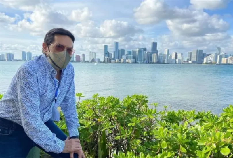 Como sanci&oacute;n, Pepillo Origel se quedar&iacute;a sin visa y sin segunda dosis