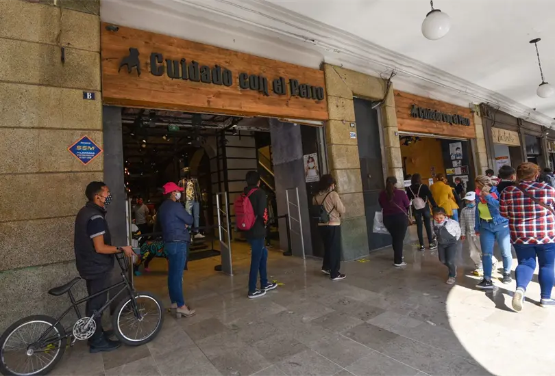 Edomex se mantiene en rojo, pero reabren actividades y comercios Edomex se mantiene en rojo, pero reabren actividades y comercios