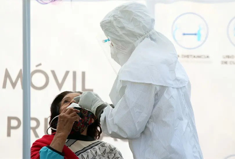 Nuevo r&eacute;cord de contagios de Covid-19 en un d&iacute;a; se superan 1.5 millones de casos