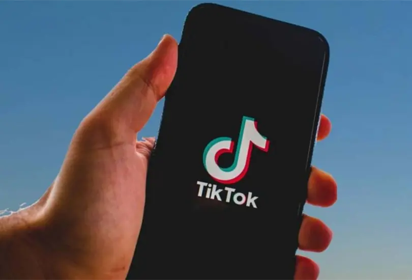 Advierten por reto de TikTok que llama a cachetear a los maestros