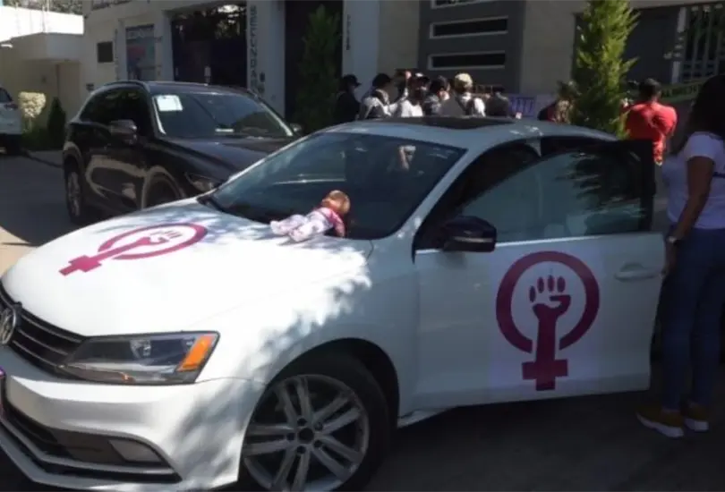 Patrulla Feminista exhibe a deudores de pensi&oacute;n alimenticia en Oaxaca