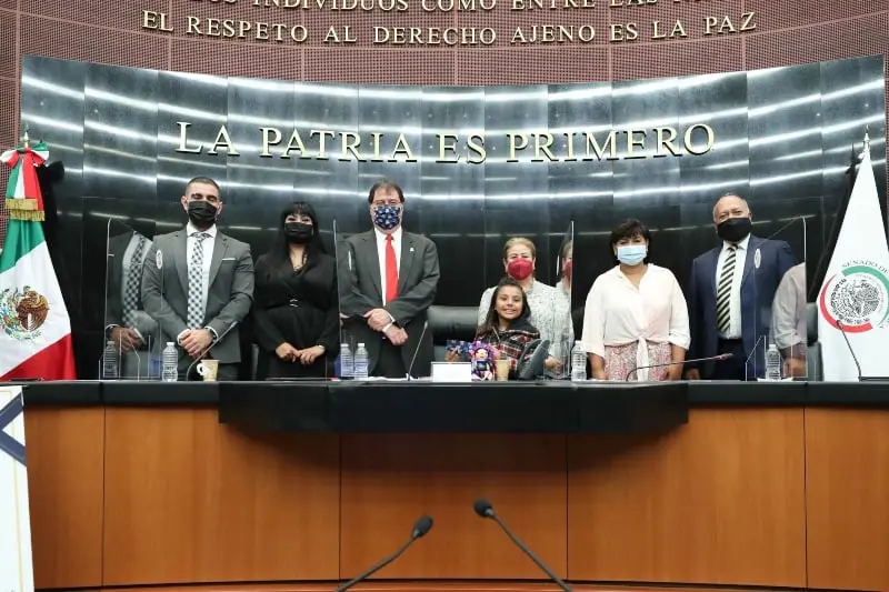 El Senado de la República reconoció su capacidad (@senadomexicano)