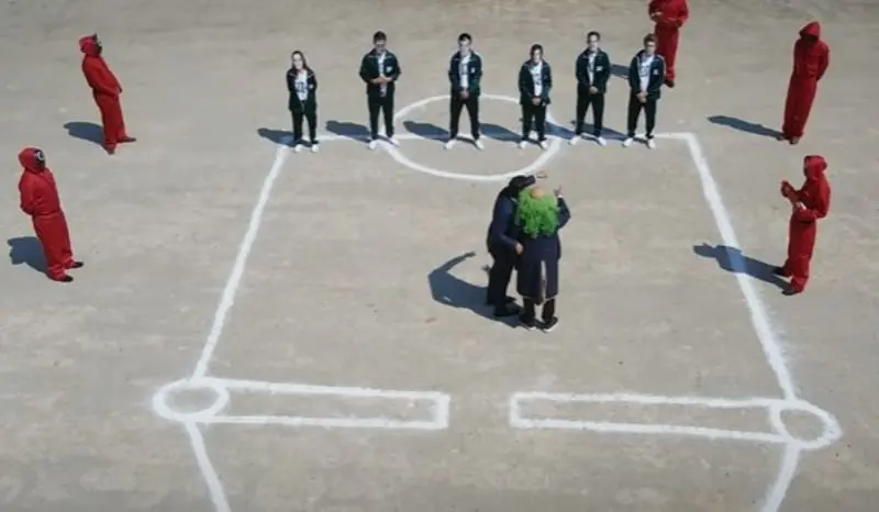 Loret y Brozo llamaron a su parodia 'El Juego del Bienestar' (YouTube: Latinus_us)