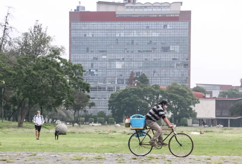 Dan luz verde en la UNAM para regreso a clases presenciales
