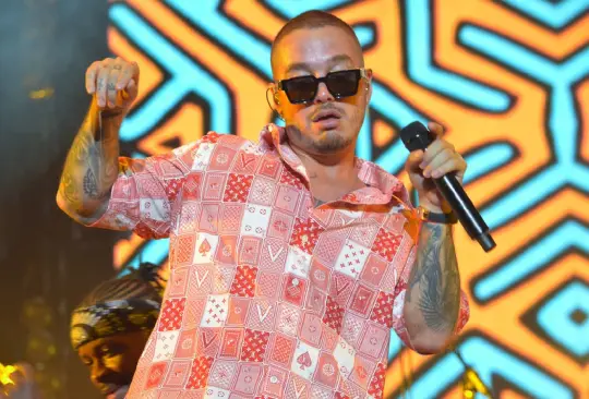 Youtube retira video de J Balvin tras acusaciones de promover la violencia contra mujeres