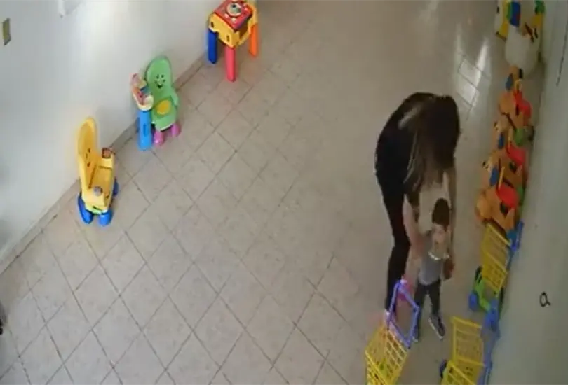 Graban a directora maltratando a ni&ntilde;os en una guarder&iacute;a