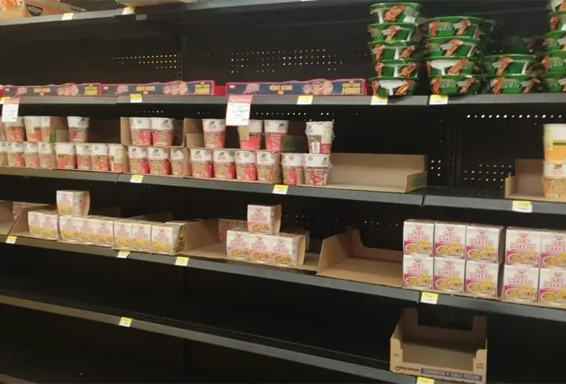 Reportan supuestas compras de p&aacute;nico tras anuncio de Profeco sobre sopas instant&aacute;neas