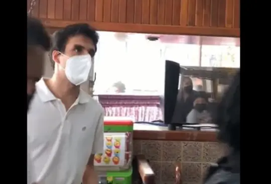 Pianista con discapacidad visual acusa que no lo dejaron entrar a un restaurante Pianista con discapacidad visual acusa que no lo dejaron entrar a un restaurante