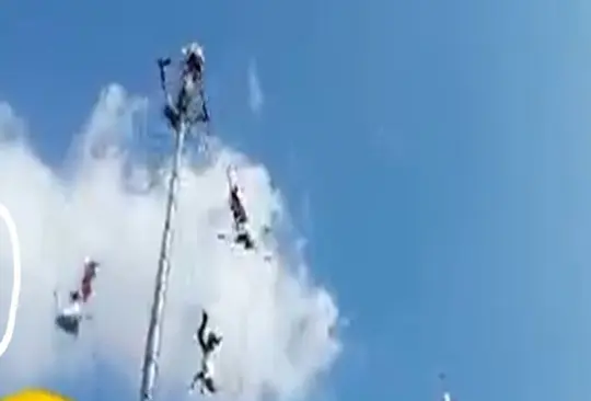 Volador de Papantla cae de 25 metros en ritual del Día de Muertos