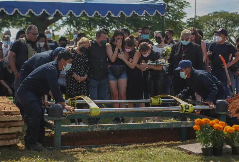 As&iacute; fue el &uacute;ltimo adi&oacute;s al actor Octavio Oca&ntilde;a, Benito Rivers