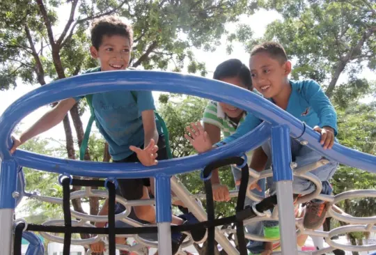 Congreso de Oaxaca prohíbe dar chanclazos o cinturonazos a los niños Congreso de Oaxaca prohíbe dar chanclazos o cinturonazos a los niños