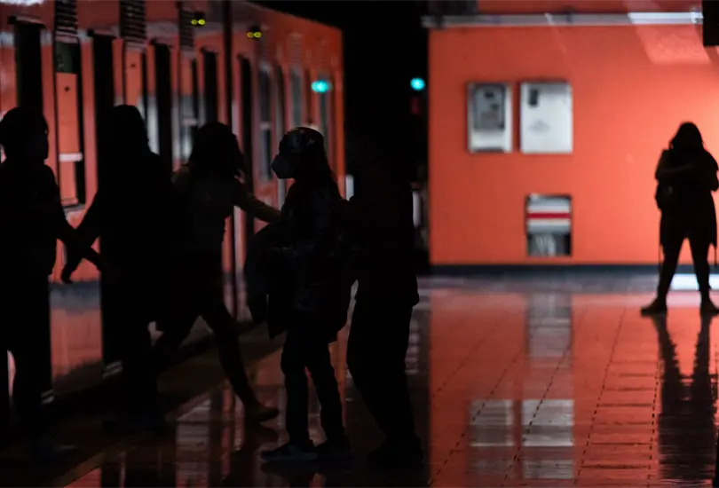 Calculadora revela cu&aacute;nto tiempo perder&aacute;s en tu vida por traslados al trabajo