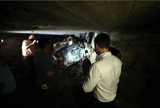 VIDEO: Encuentran Vocho en el drenaje de Monterrey 