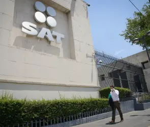 ¿Bromeas con el concepto de tus transferencias? Podría traerte problemas con el SAT