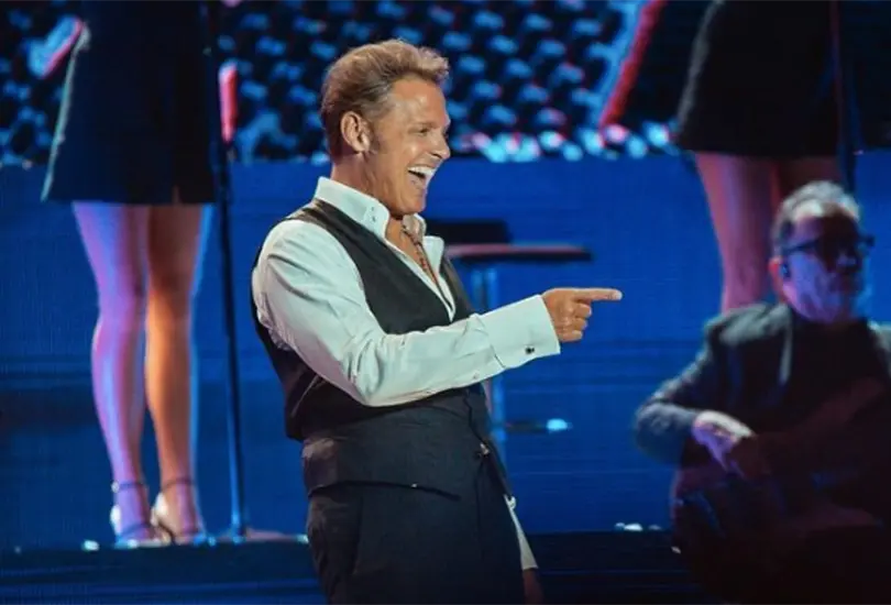 ¡UNA MILLONADA! Esto ganó Luis Miguel por autorizar su serie en Netflix ¡UNA MILLONADA! Esto ganó Luis Miguel por autorizar su serie en Netflix