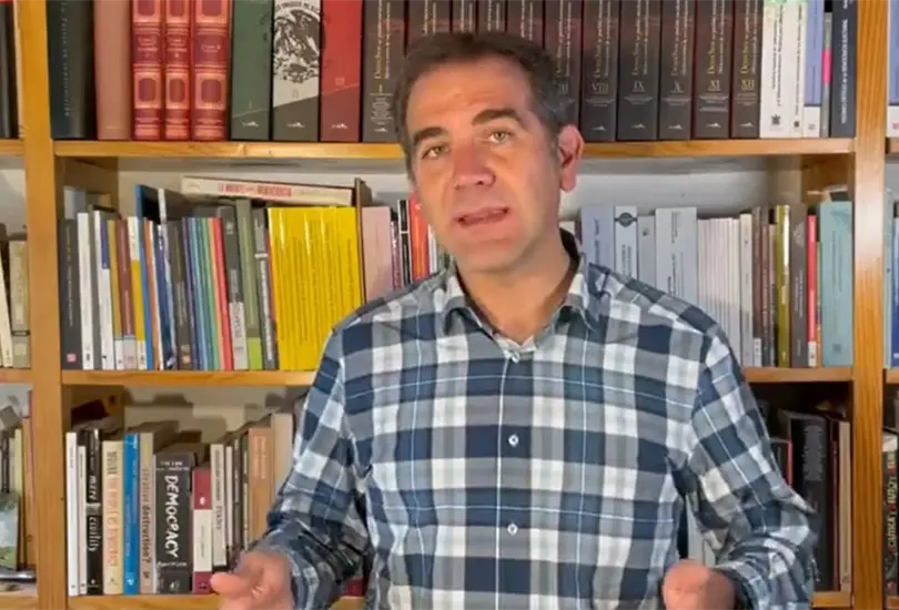 Recorte al INE pone en riesgo la revocaci&oacute;n de mandato: Lorenzo C&oacute;rdova