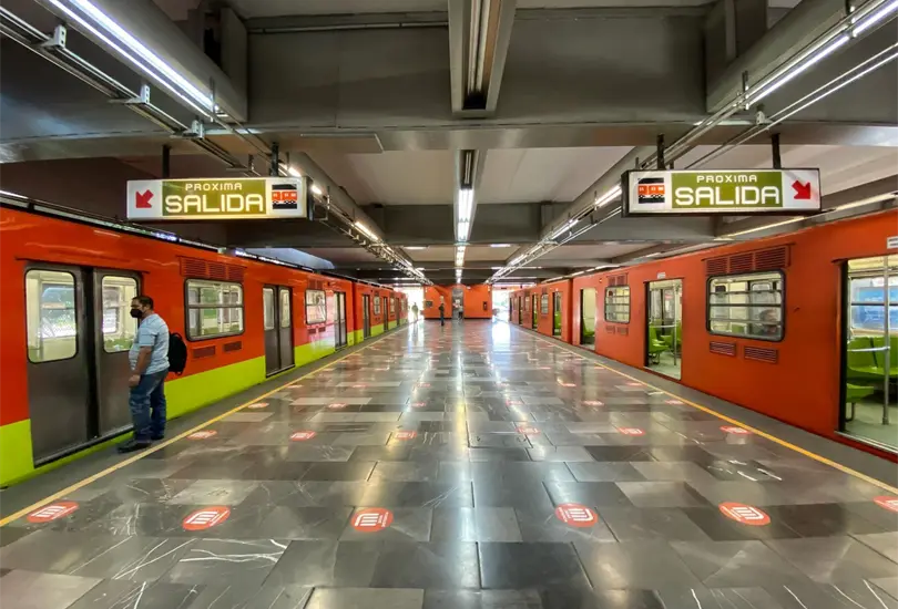 Las estaciones del Metro y Metrob&uacute;s que cerrar&aacute;n por el desfile del 20 de noviembre