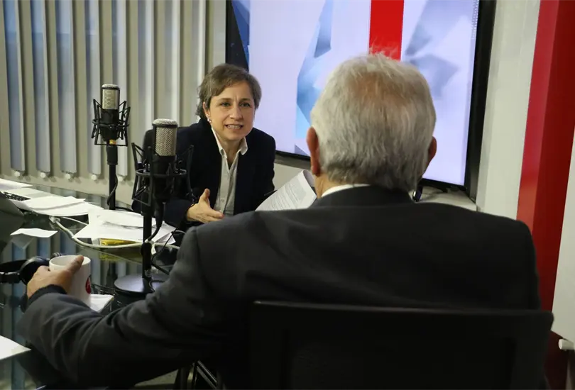 AMLO llama conservadora a Carmen Aristegui por investigaci&oacute;n sobre sus hijos