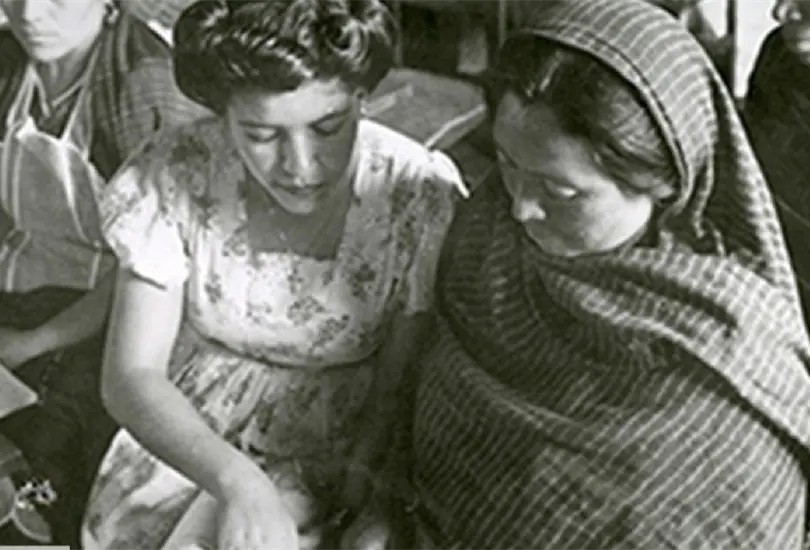 #LaCentena: Una radiograf&iacute;a a la feminizaci&oacute;n del magisterio desde la historia