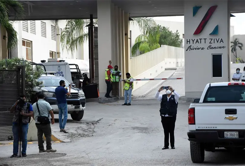 Difunden video de c&oacute;mo escap&oacute; en lanchas el grupo armado que atac&oacute; hotel de Canc&uacute;n