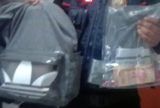 CDMX: Usuario del Metro entrega maleta extraviada con 10 mil pesos CDMX: Usuario del Metro entrega maleta extraviada con 10 mil pesos