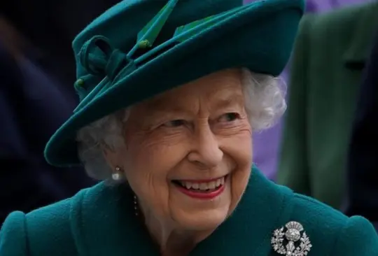 Reina Isabel II cancela su tradicional ágape, comida navideña, por temor a Ómicron