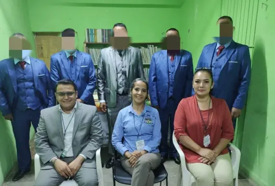 Cinco reos de un penal de Nayarit se gradúan como abogados Cinco reos de un penal de Nayarit se gradúan como abogados