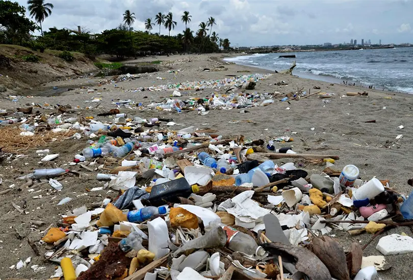 Cofepris anuncia lista de las playas m&aacute;s sucias de M&eacute;xico para visitantes
