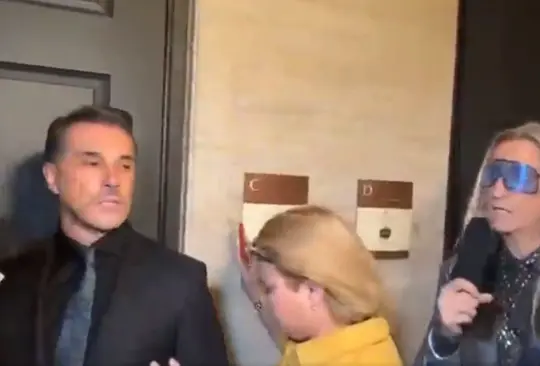 Sergio Mayer agrede y amenaza a Javier Ceriani de Chime No Like por pregunta sobre La Barbie | VIDEO Sergio Mayer agrede y amenaza a Javier Ceriani de Chime No Like por pregunta sobre La Barbie | VIDEO