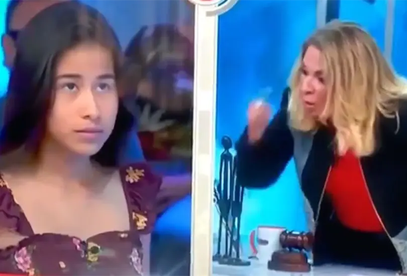 Doctora Polo explota contra joven colombiana que se negaba a hablar en espa&ntilde;ol
