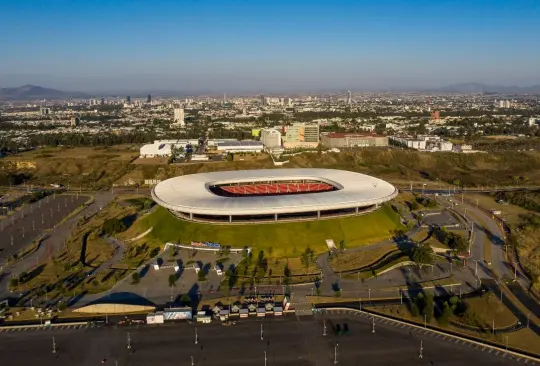 Hallan 18 bolsas con restos humanos cerca del estadio de las Chivas