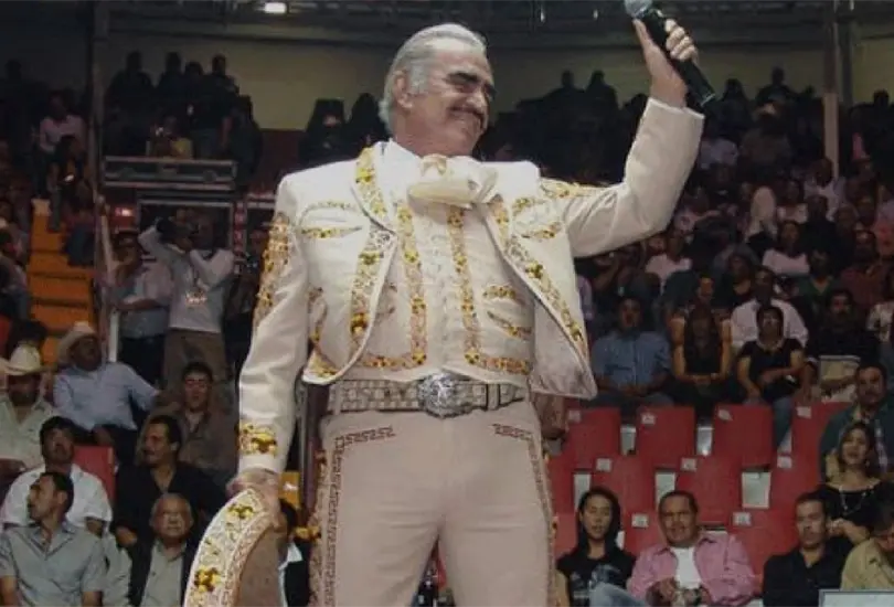 Vicente Fernández Jr. reta a cantante que denunció supuesto abuso de su padre Vicente Fernández Jr. reta a cantante que denunció supuesto abuso de su padre