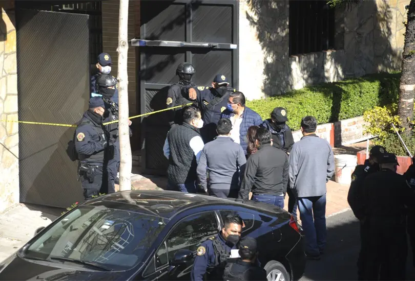 Ladrones intentan robar casa, el dueño los enfrenta y se desata balacera Ladrones intentan robar casa, el dueño los enfrenta y se desata balacera