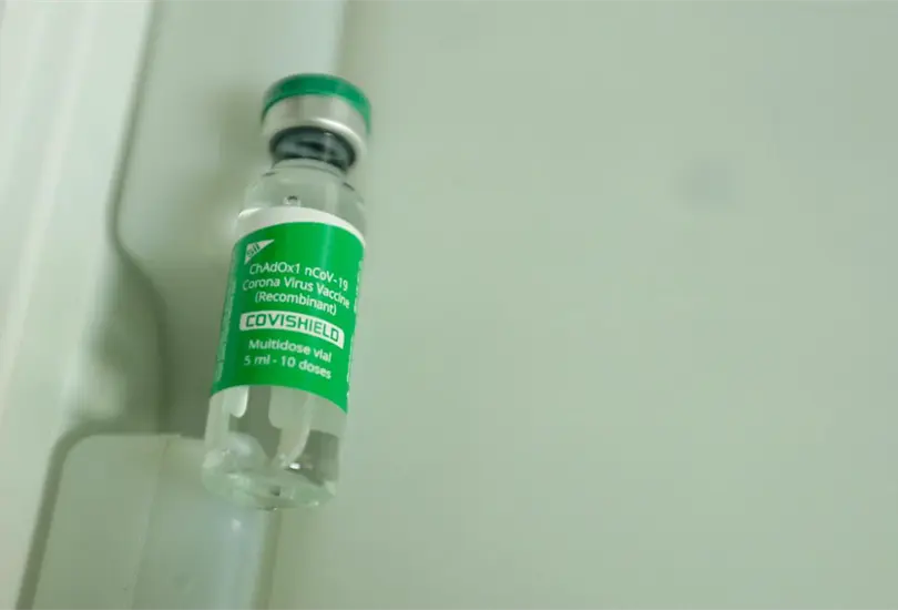 Eficacia de la vacuna AstraZeneca que se aplica a los adultos mayores en México Eficacia de la vacuna AstraZeneca que se aplica a los adultos mayores en México