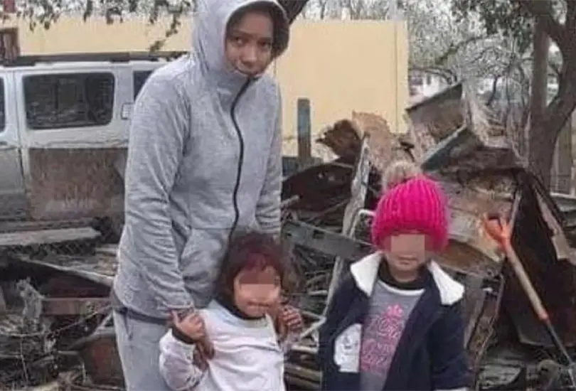 Prenden vela tras apag&oacute;n y se incendia su casa