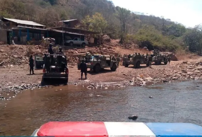 Autoridades de Guerrero investigan zona de conflicto en Coyuca