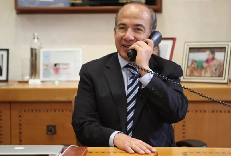 Calderón trollea a Anaya por viajes a municipios de México Calderón trollea a Anaya por viajes a municipios de México