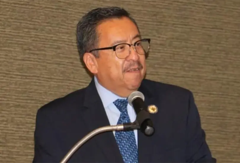 Tras ser captado en el Super Bowl, Edomex suspende a funcionario de Salud