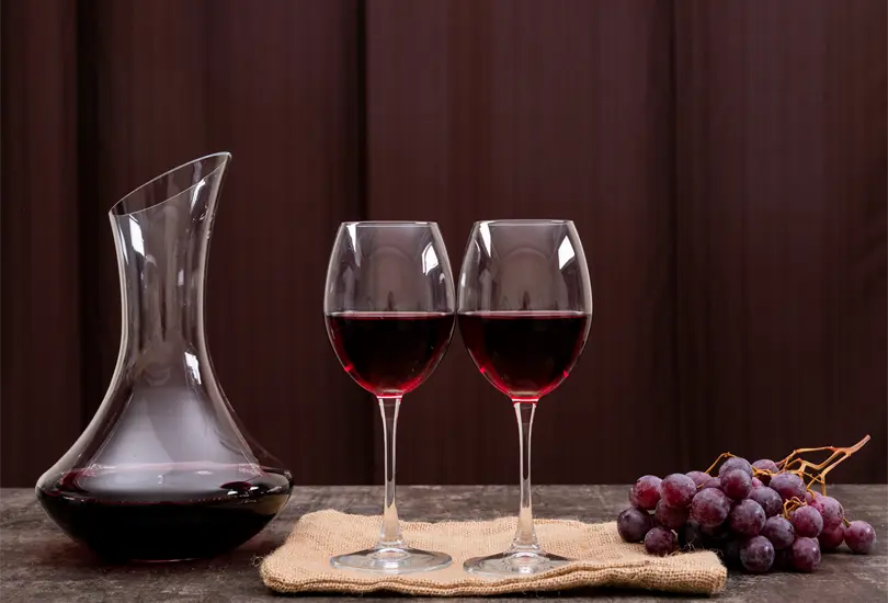 Retrasar el envejecimiento y prevenir la demencia entre los beneficios del vino tinto