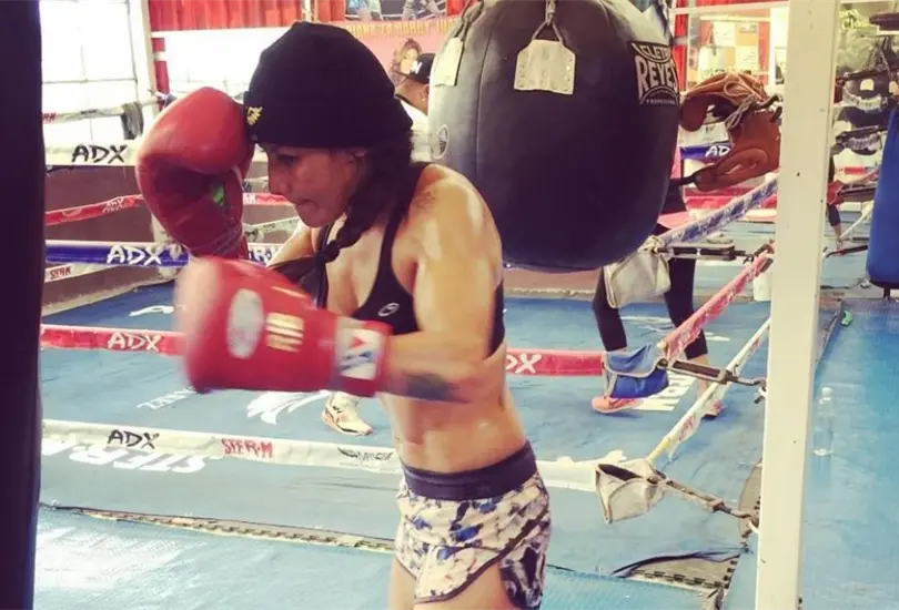 Lamenta Barby Ju&aacute;rez no ganar lo mismo que El Canelo por ser mujer 
