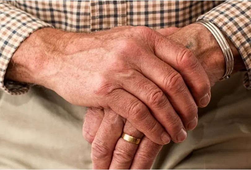 Tras matar a golpes a abuelito, la familia miente y aseguran que muri&oacute; por COVID-19