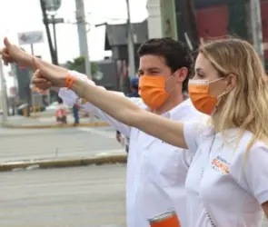 Samuel García llama prietitos a seguidores del Bronco; dice que es un refrán