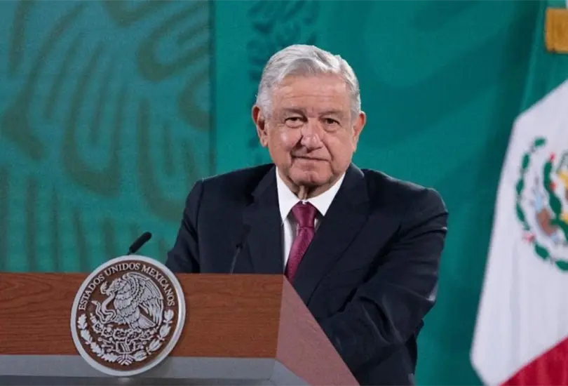 AMLO pide investigar a juez que suspendi&oacute; reforma el&eacute;ctrica