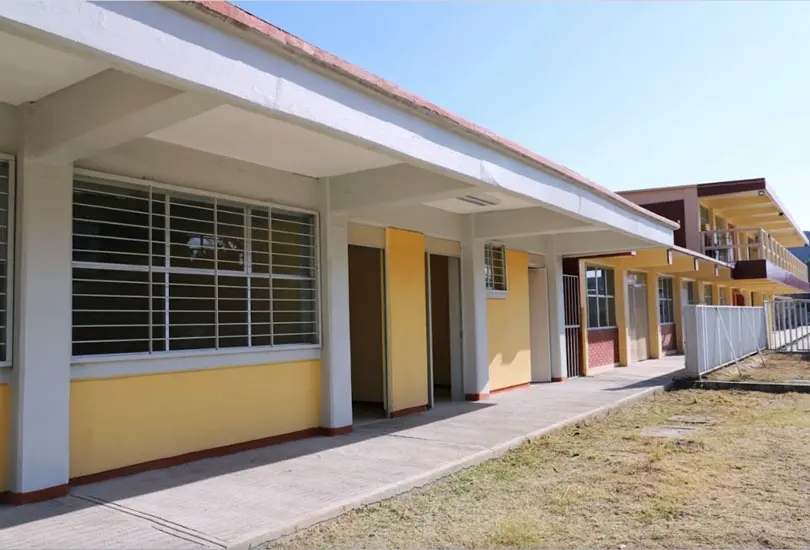 A un año de la suspensión de clases, gobierno analiza regreso a aulas A un año de la suspensión de clases, gobierno analiza regreso a aulas