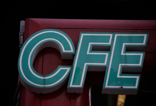 CFE cuestiona subsidios y pérdidas en diálogo de reforma eléctrica