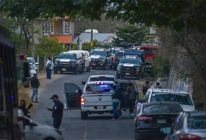 No salgan, sicarios habr&iacute;an advertido a vecinos previo a masacre contra polic&iacute;as