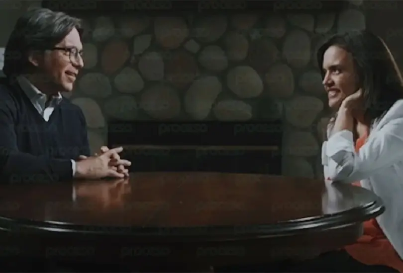 Difunden video de Clara Luz Flores con Keith Raniere, l&iacute;der de NXIVM