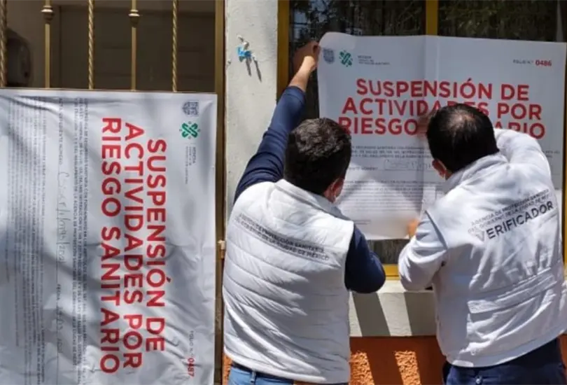 Clínica homeopática vendía vacuna falsa contra el COVID-19; ya fue clausurada Clínica homeopática vendía vacuna falsa contra el COVID-19; ya fue clausurada