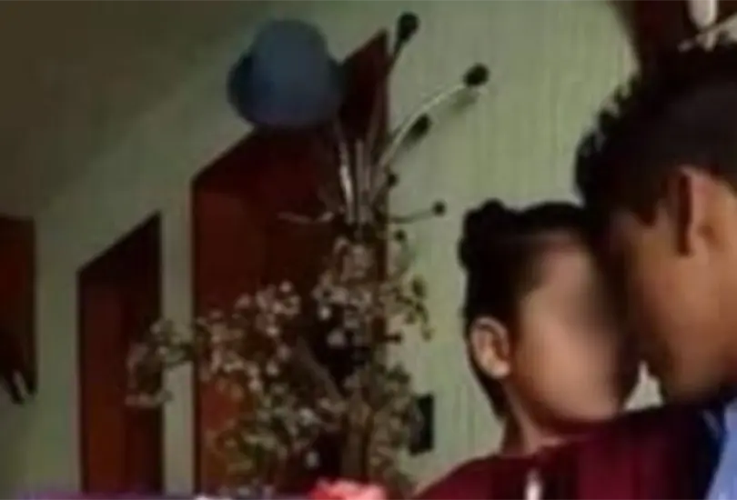 Detienen a funcionario que besaba en la boca a su hija de 11 a&ntilde;os 