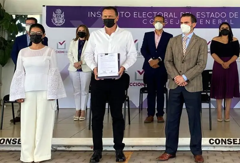 Mauricio Kuri va tambi&eacute;n por la gubernatura con Quer&eacute;taro Independiente